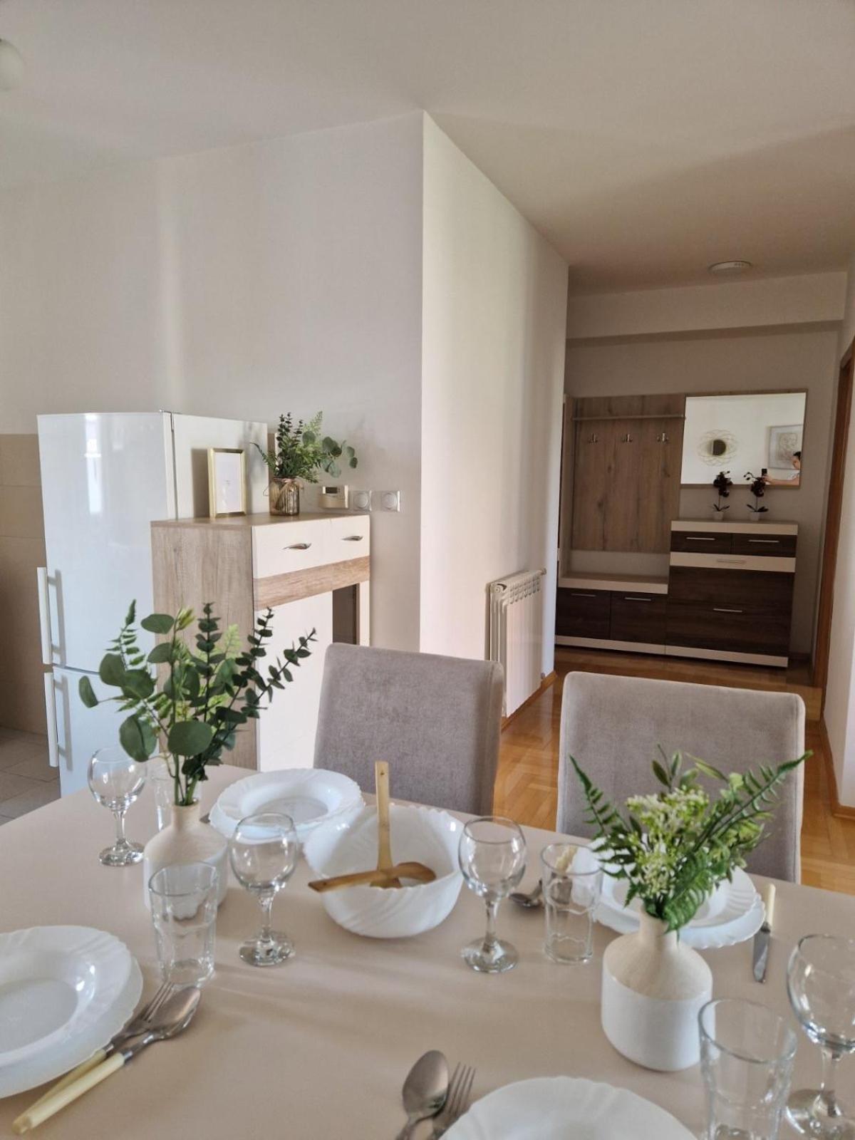 Kamche Lux Apartment Skopje Esterno foto