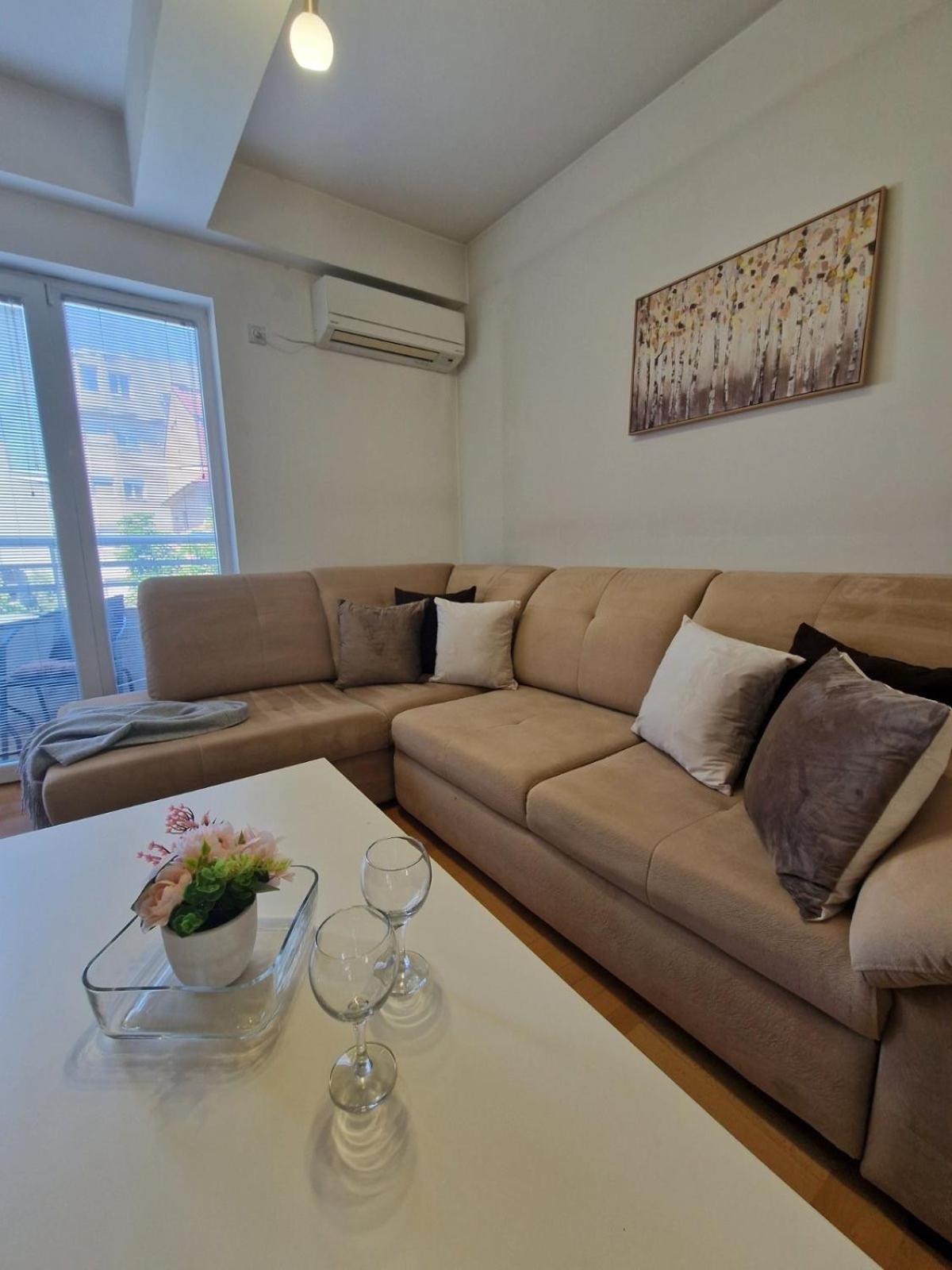 Kamche Lux Apartment Skopje Esterno foto
